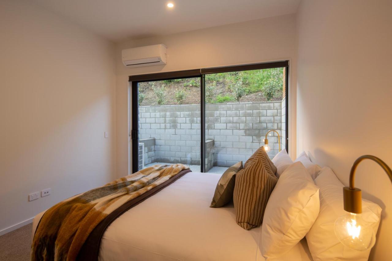 4 Bedroom Home With Elevated Views Of Lake Wakatipu & The Remarkables Queenstown Exterior foto